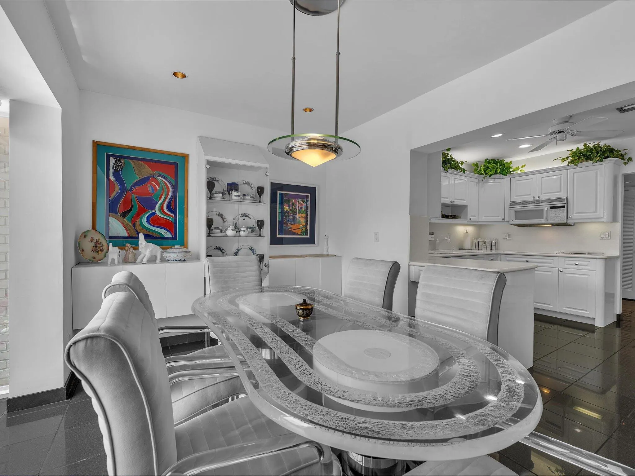 5310 Mango Circle