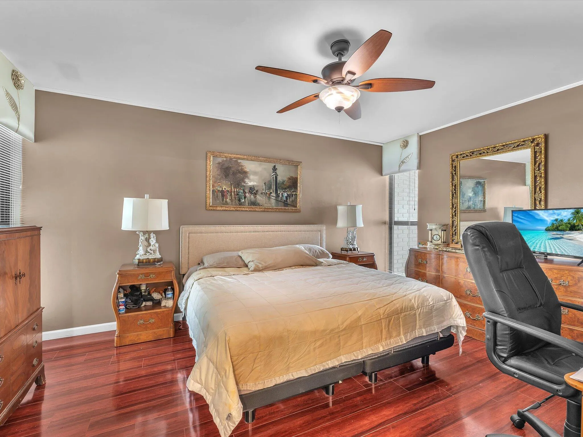 5310 Mango Circle