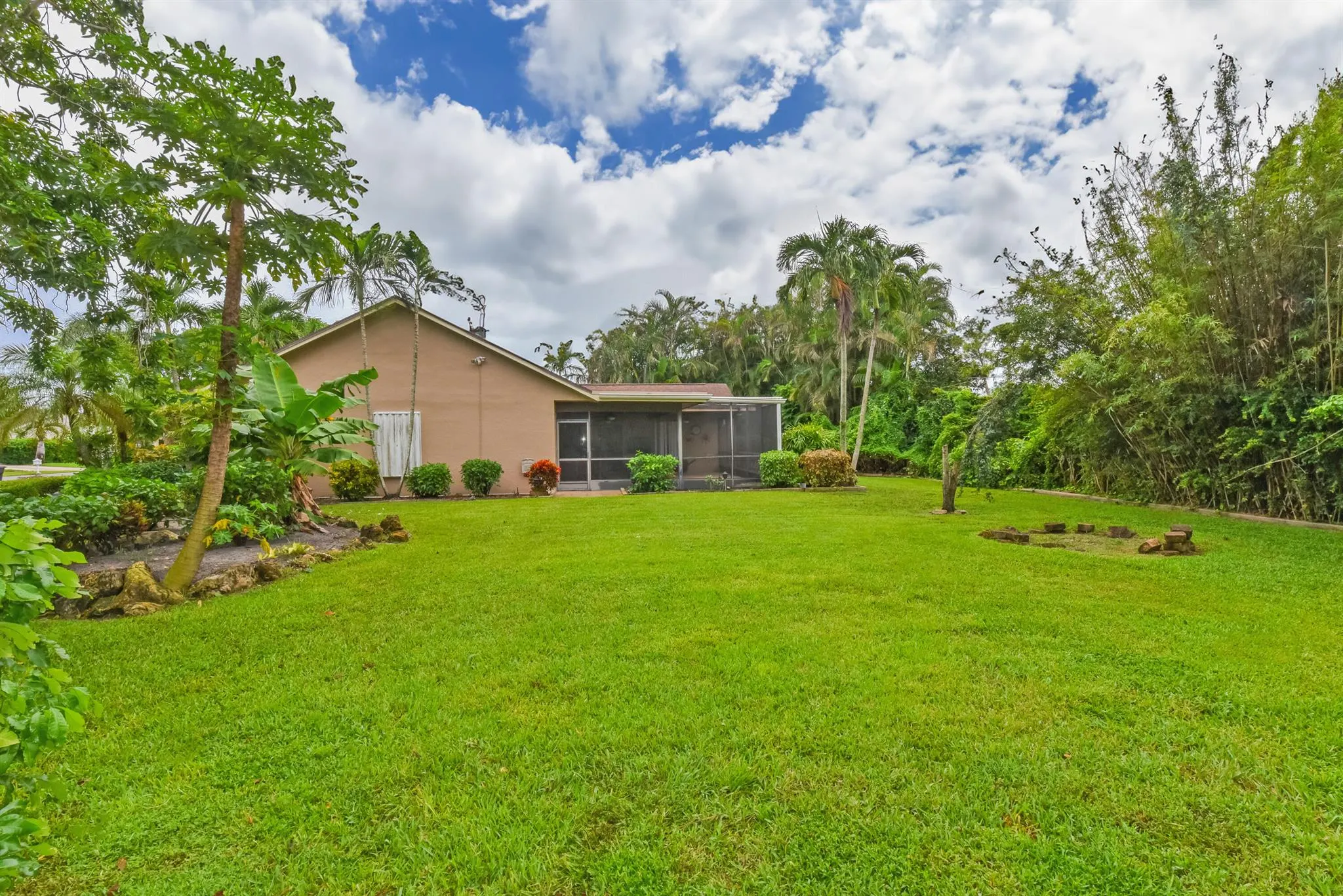 5023 Whitewood Cove N