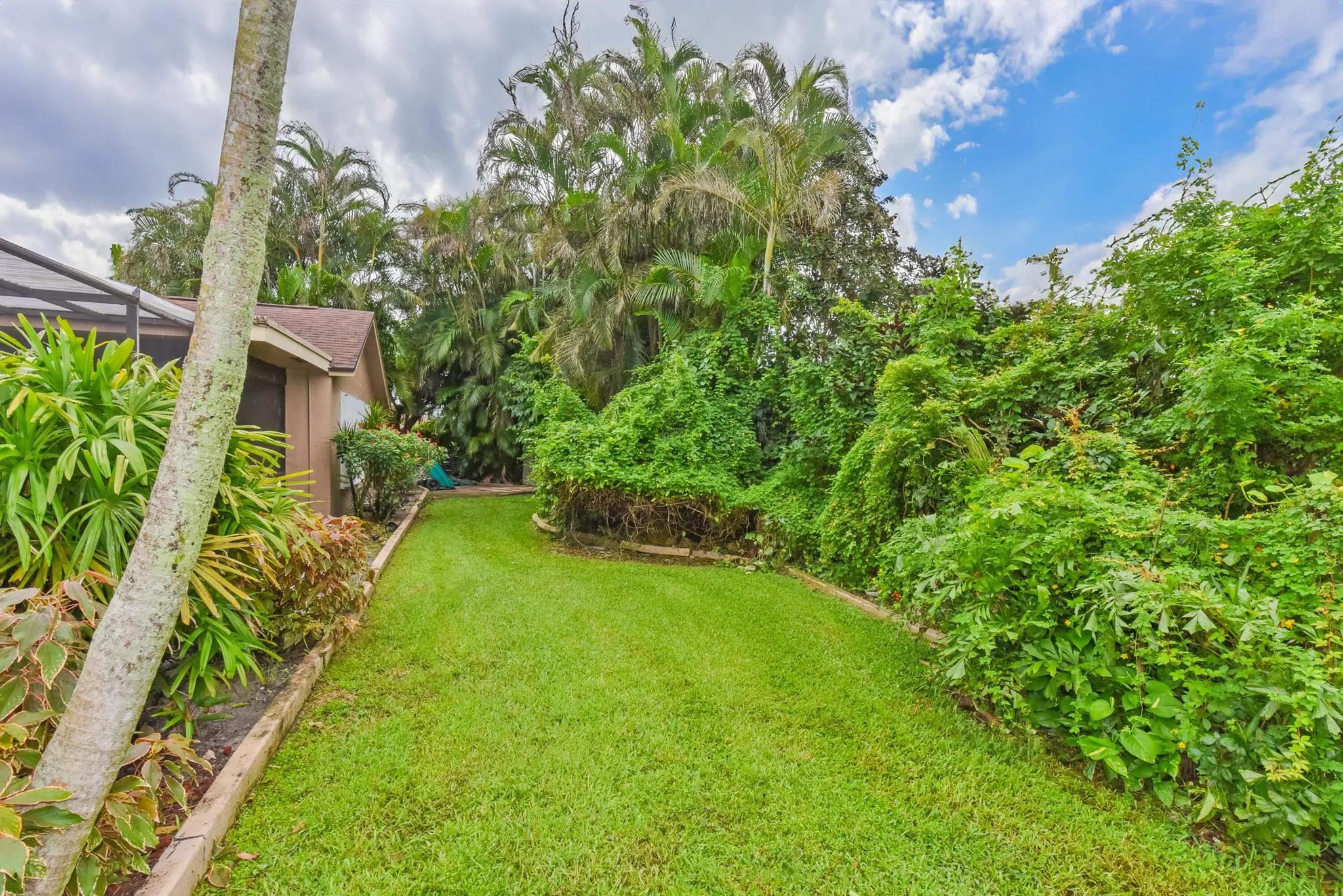 5023 Whitewood Cove N