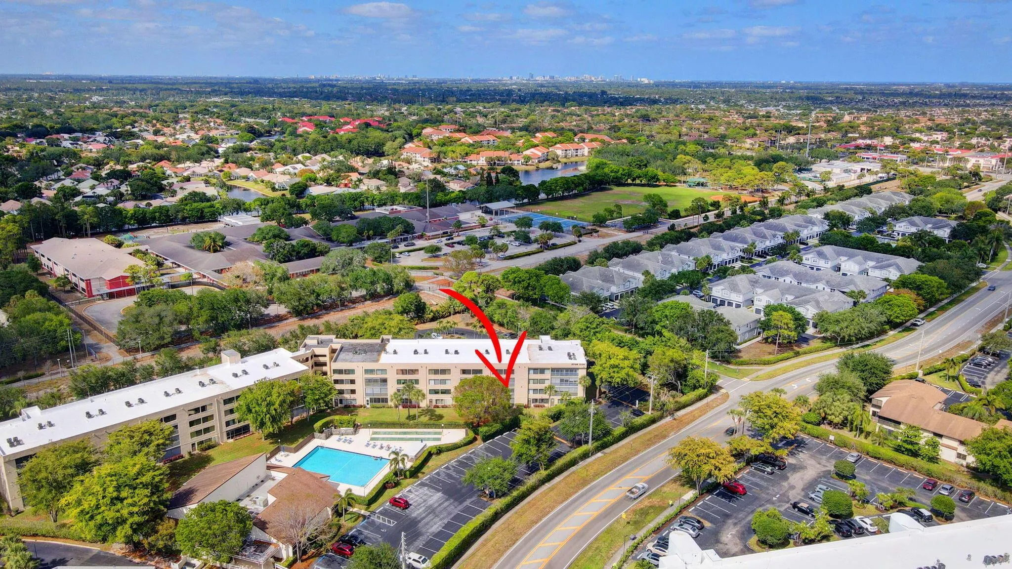 3154 Via Poinciana, #211