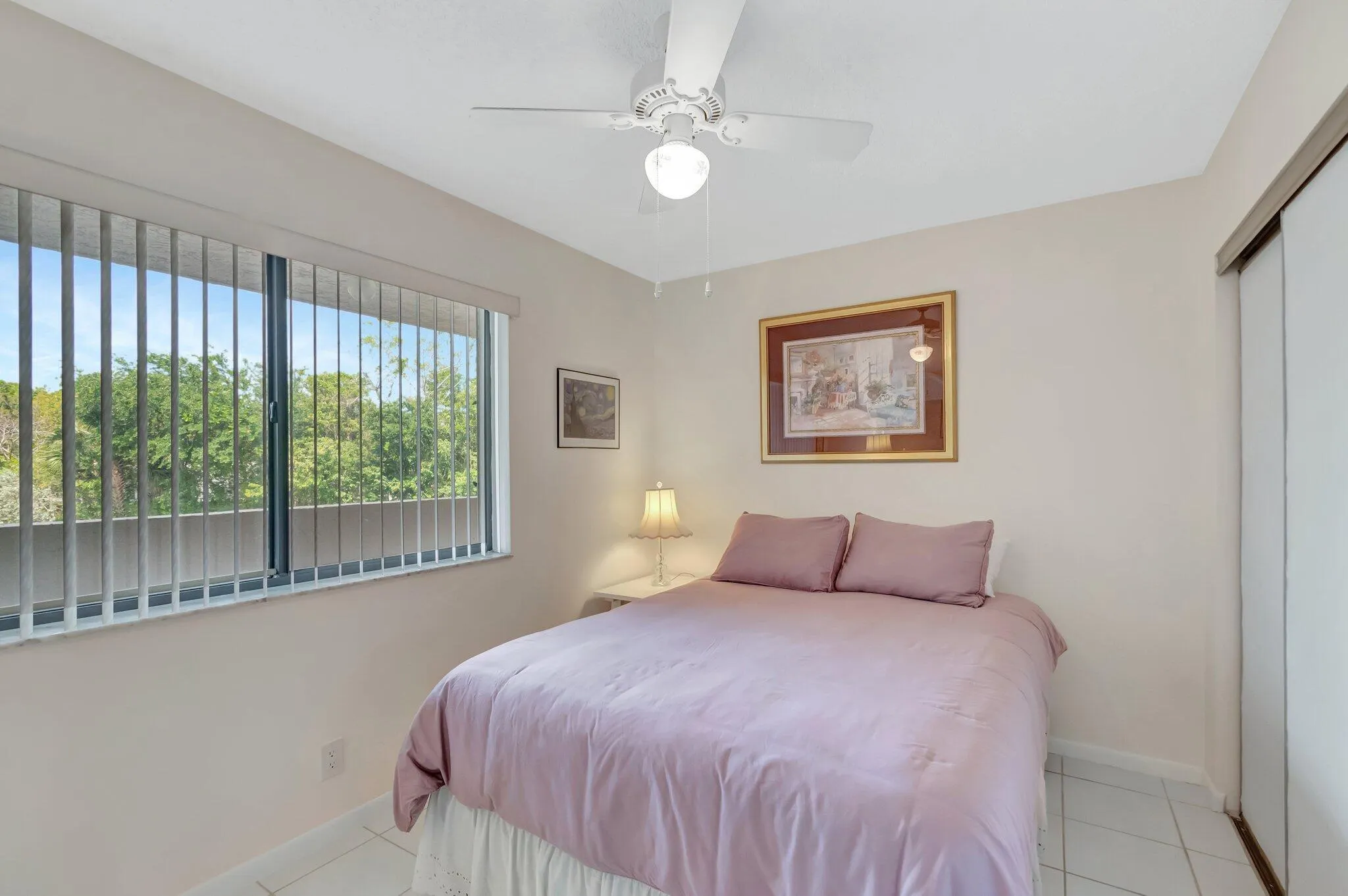 3154 Via Poinciana, #211