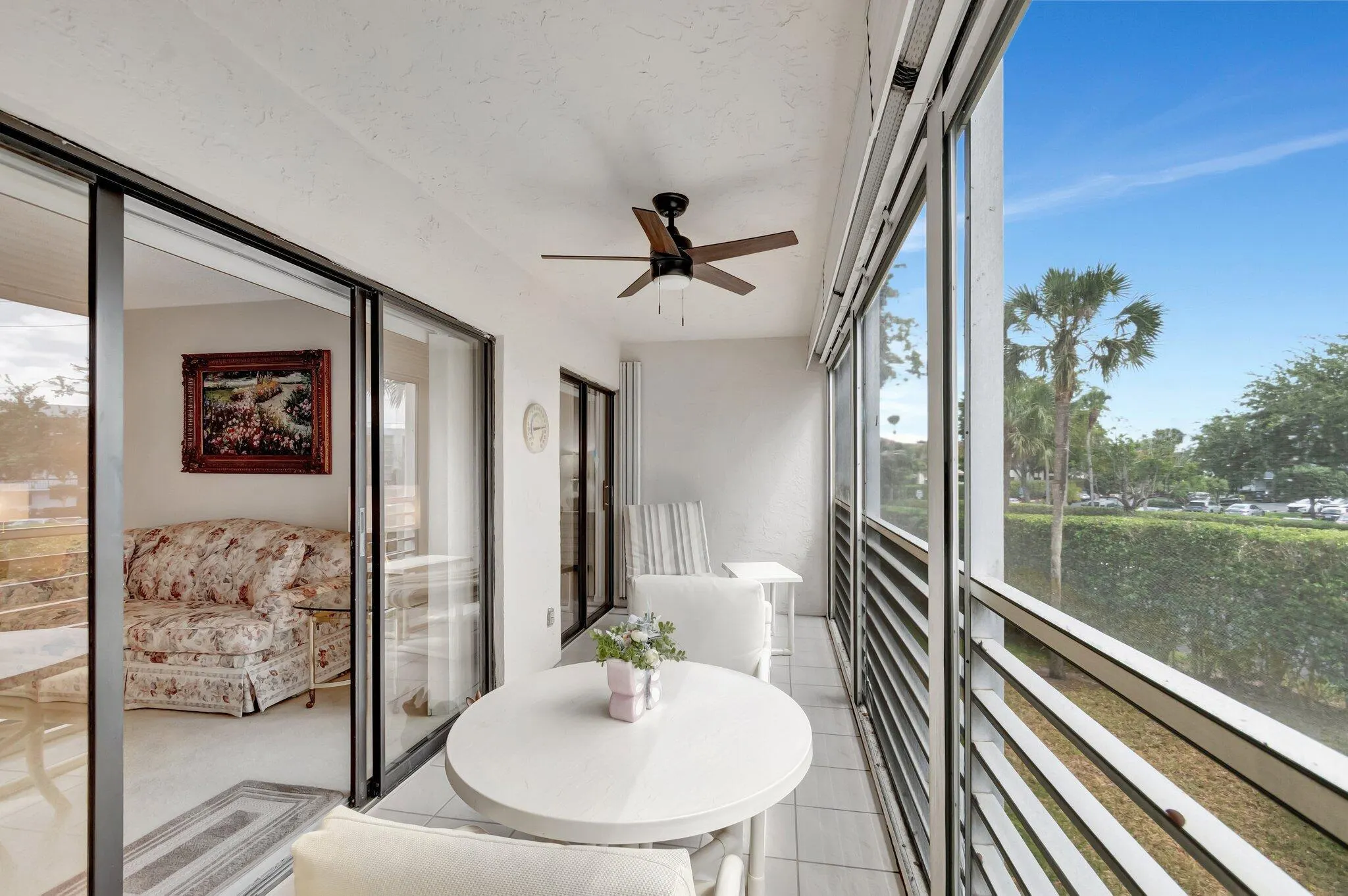 3154 Via Poinciana, #211