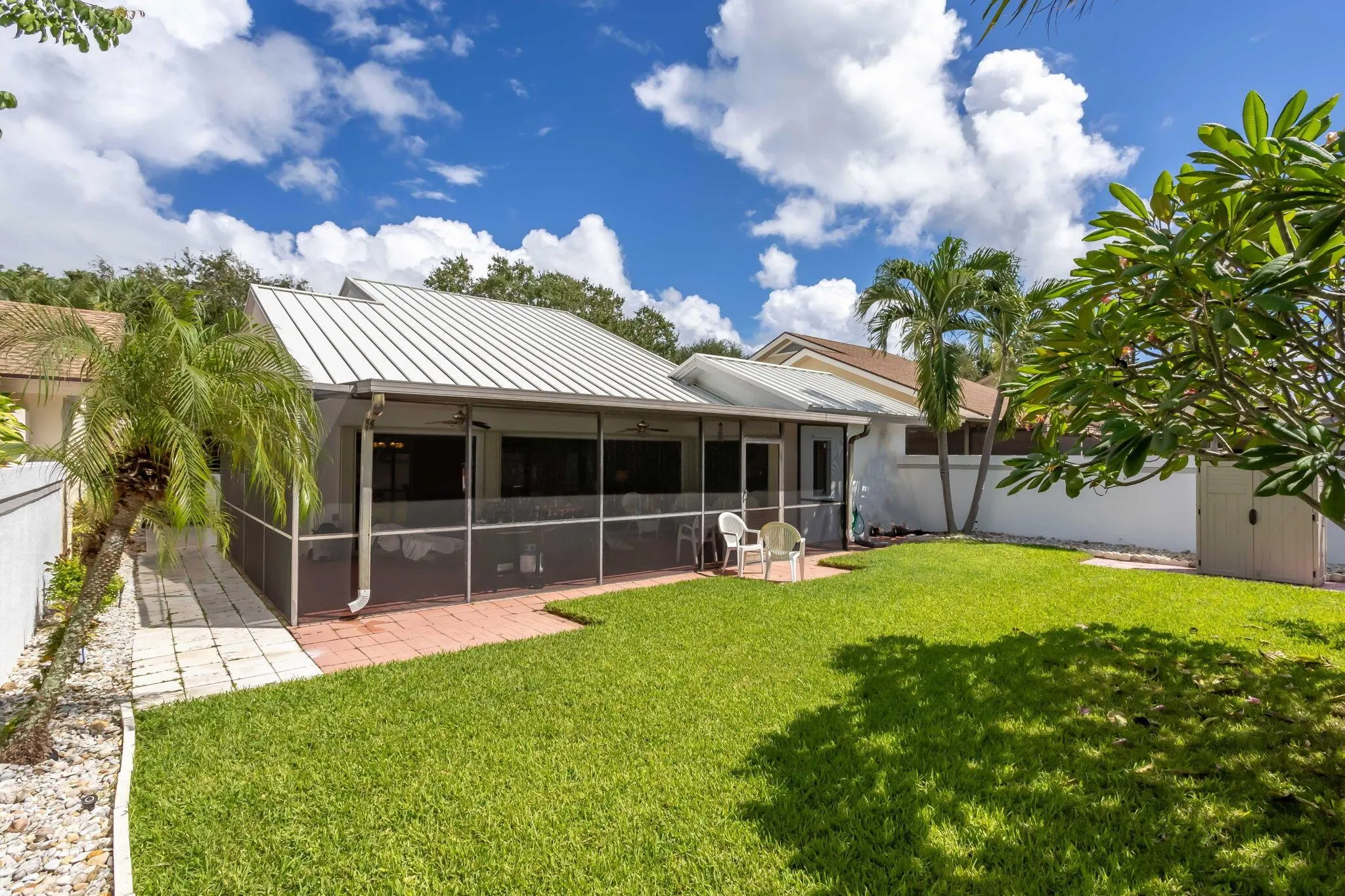 270 E River Park Drive
