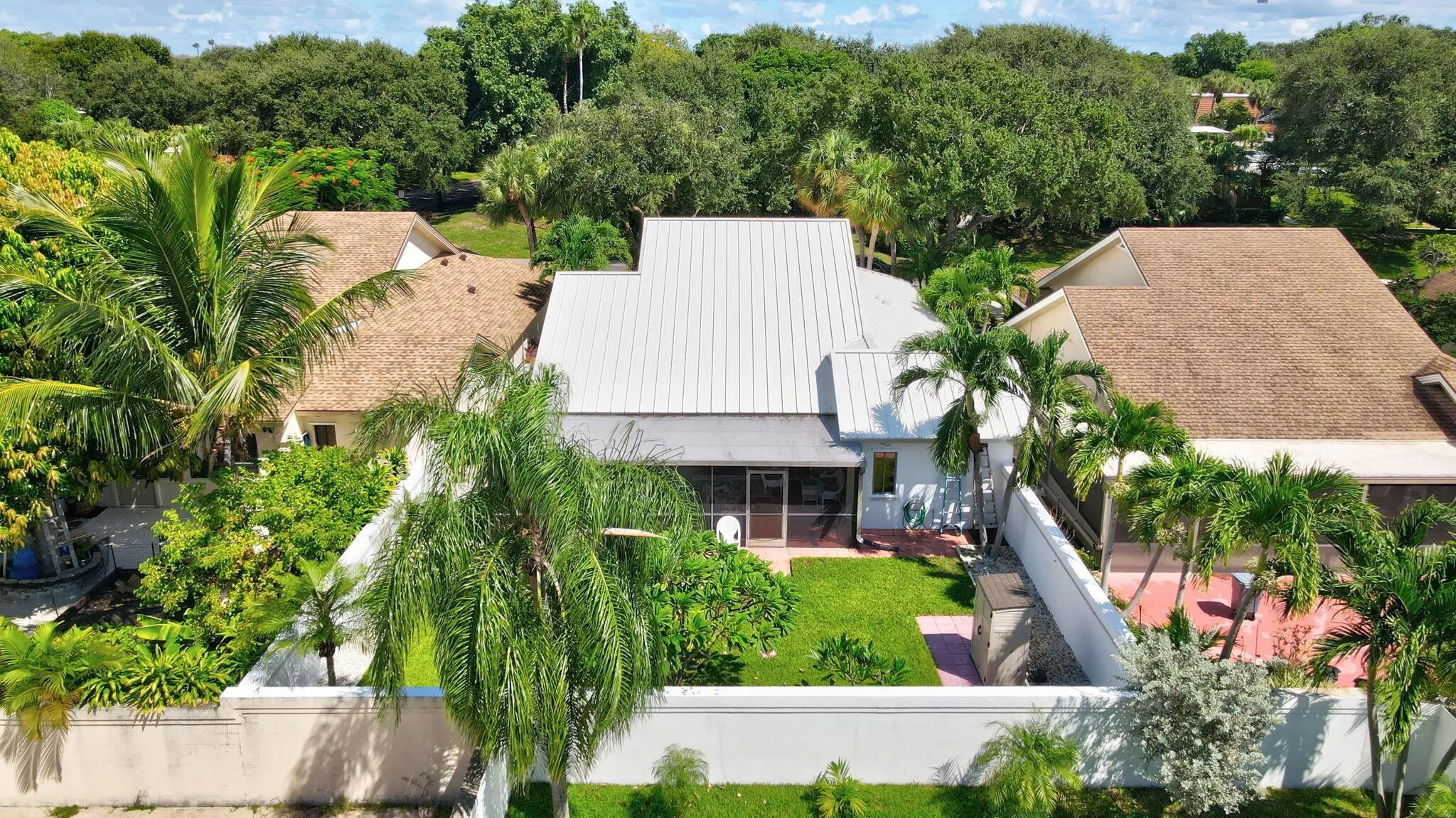 270 E River Park Drive