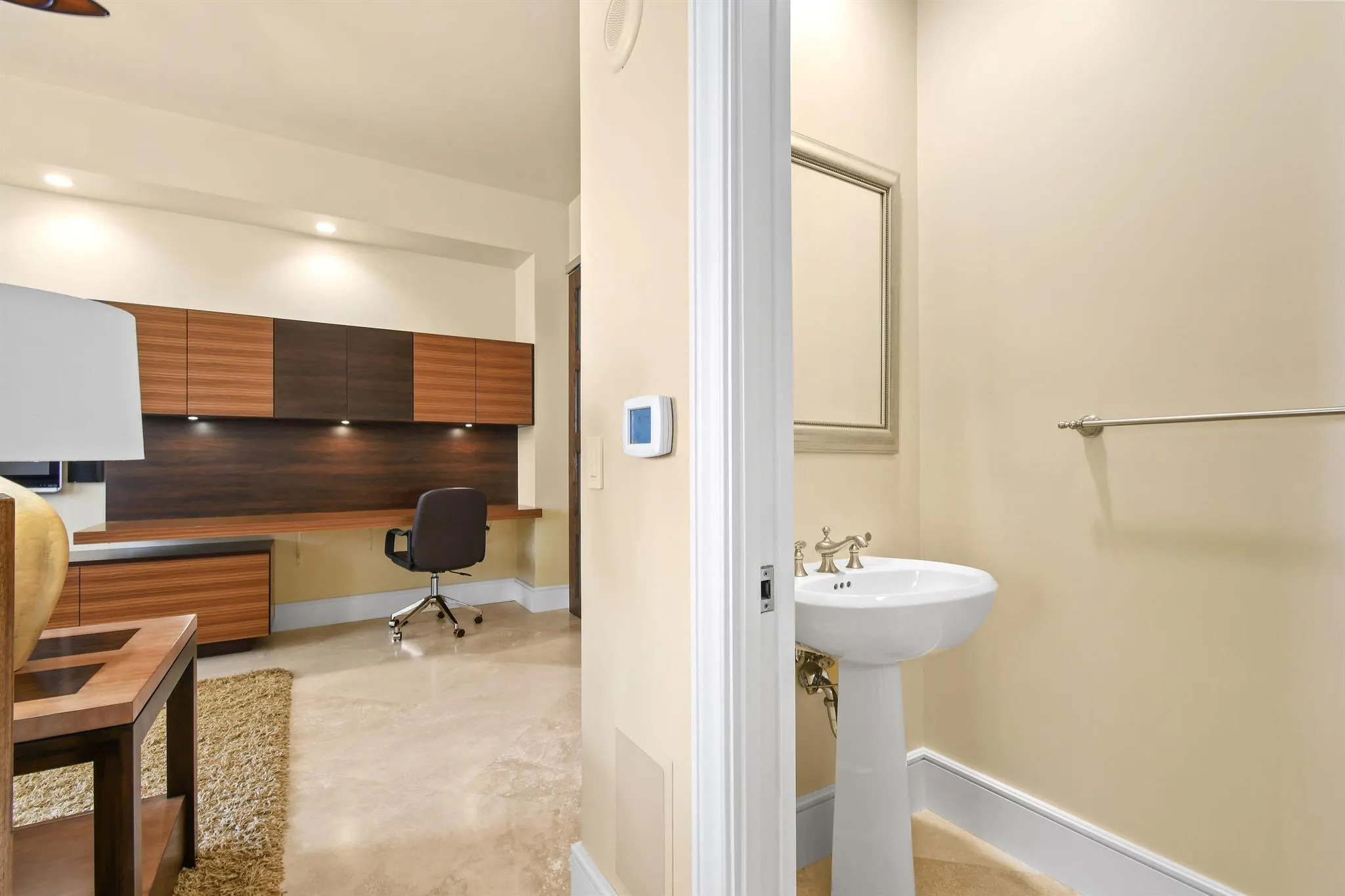 4600 N Ocean Drive, #406