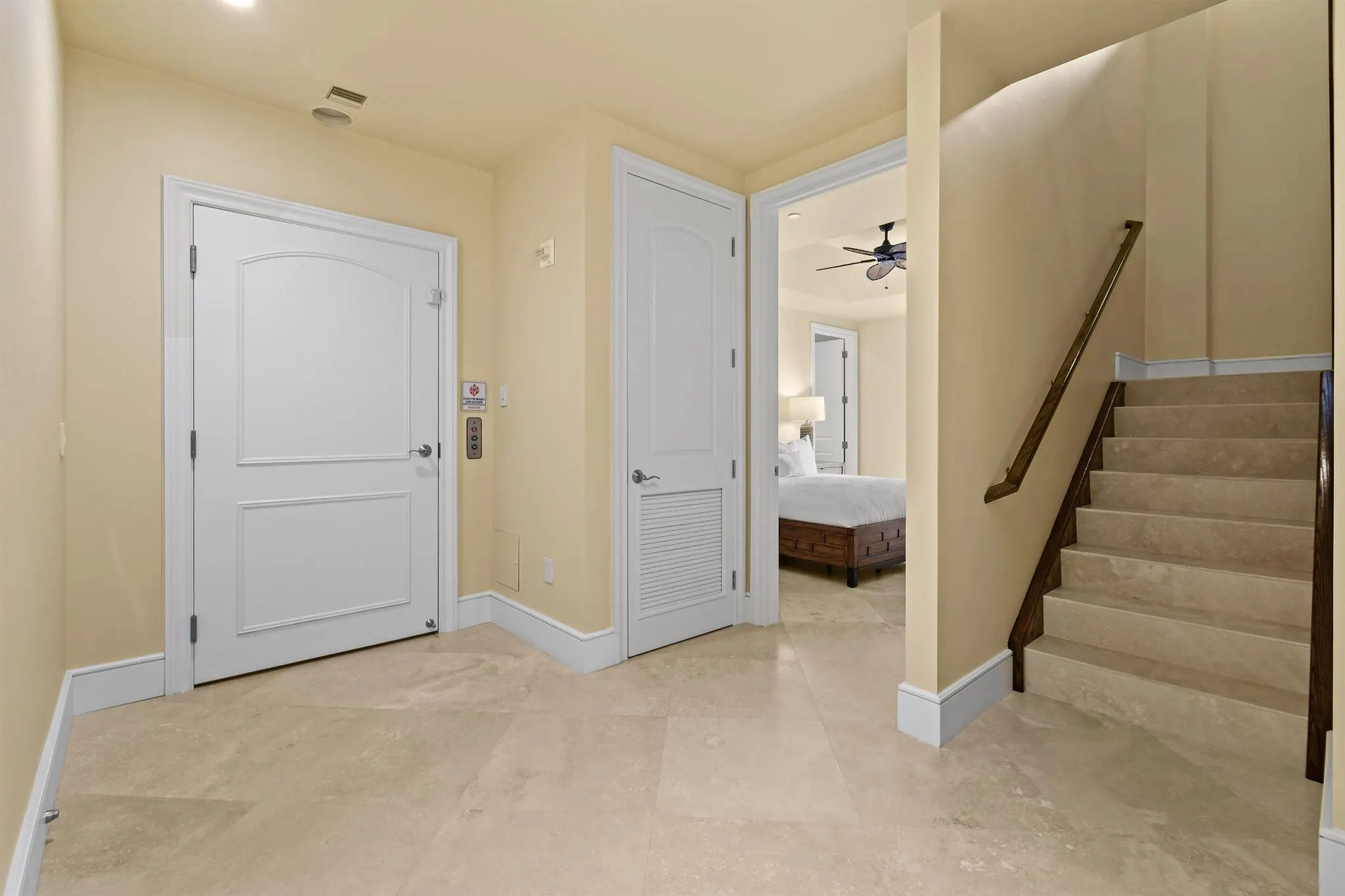 4600 N Ocean Drive, #406