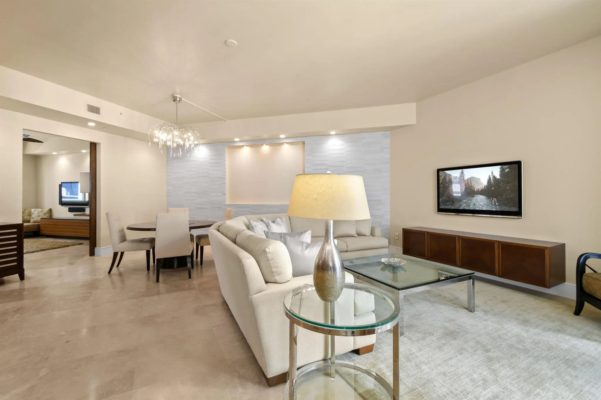 4600 N Ocean Drive, #406