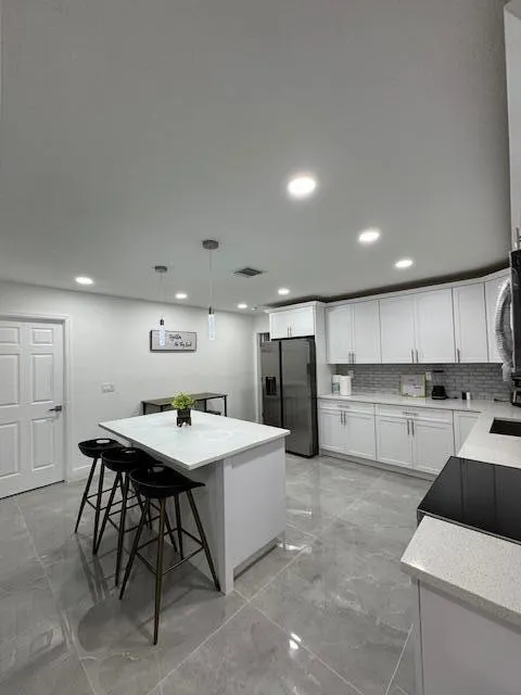 632 Las Palmas