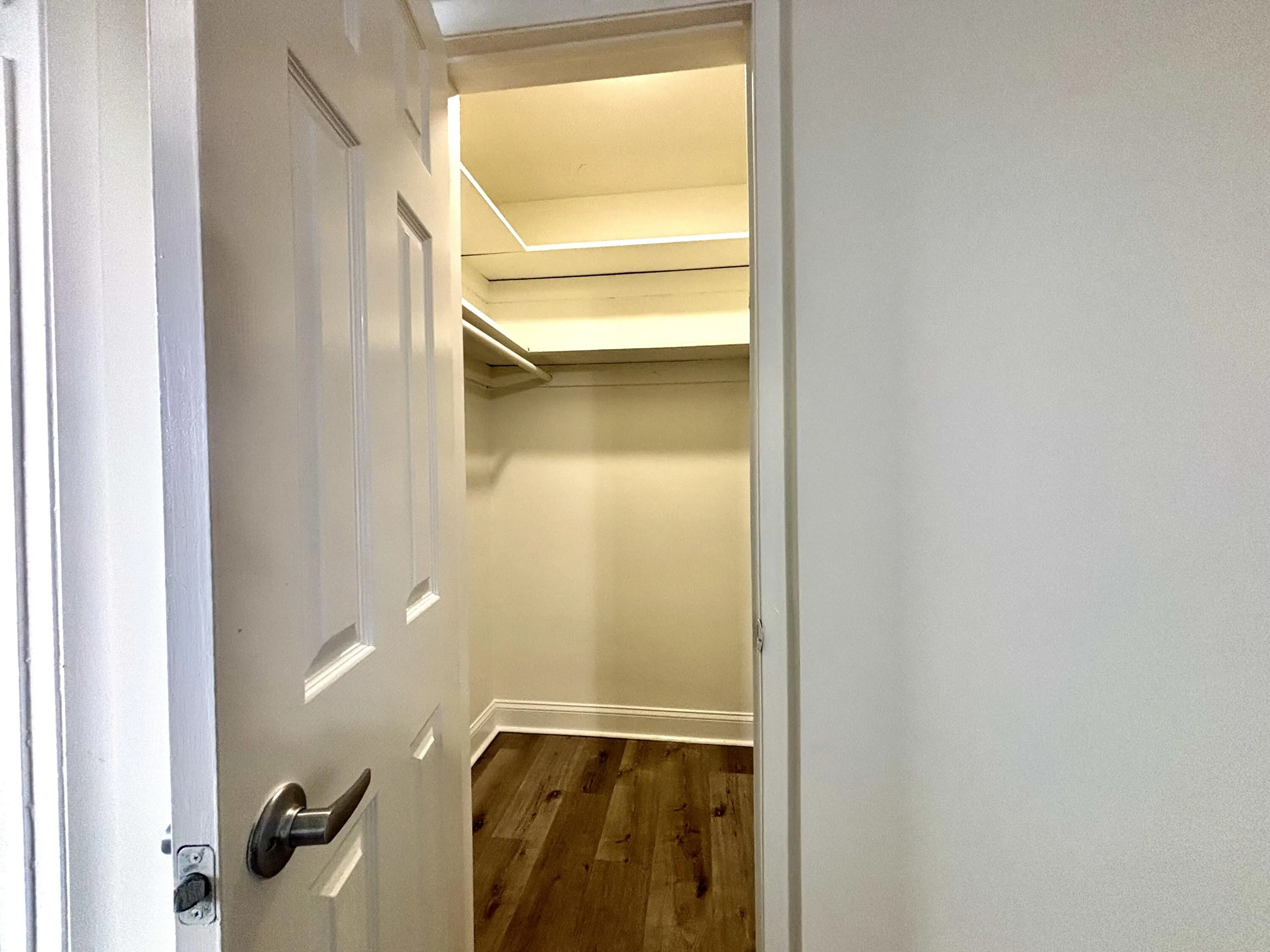 431 W Camino Real