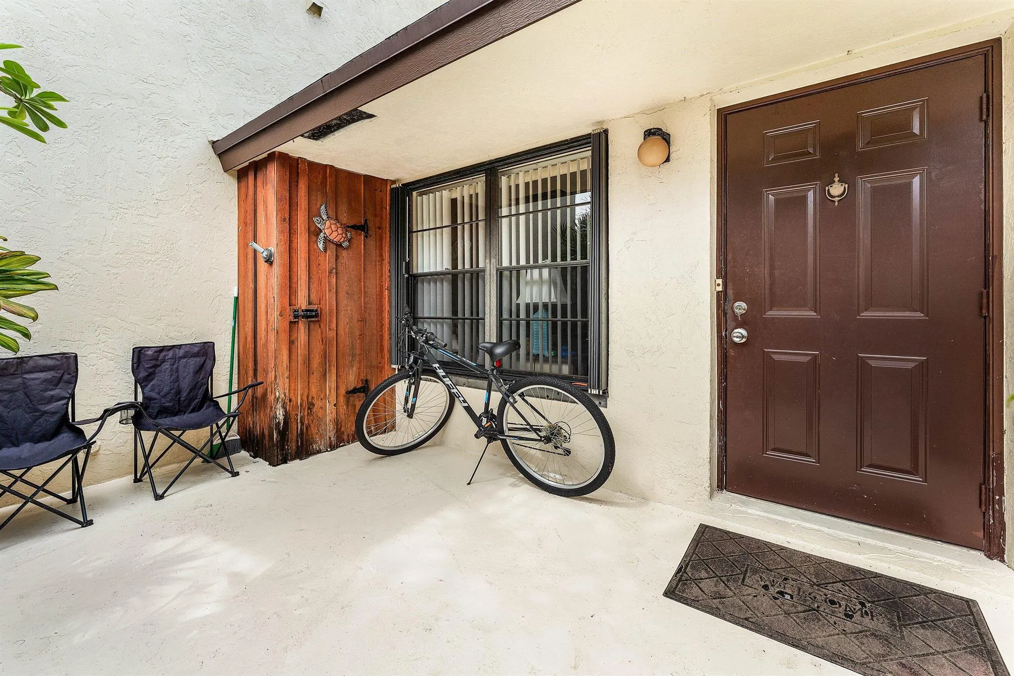 8012 SE Villa Circle