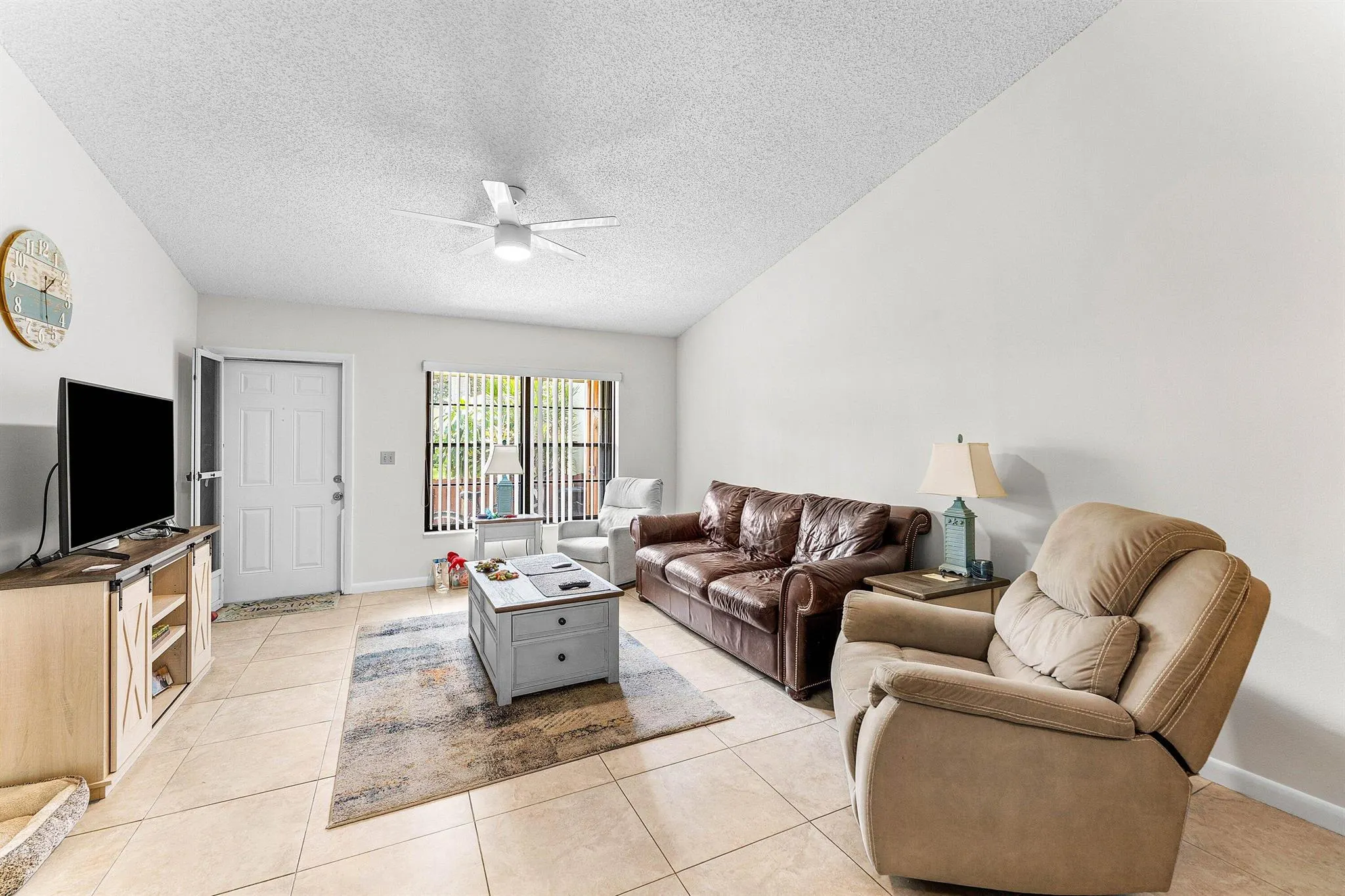 8012 SE Villa Circle