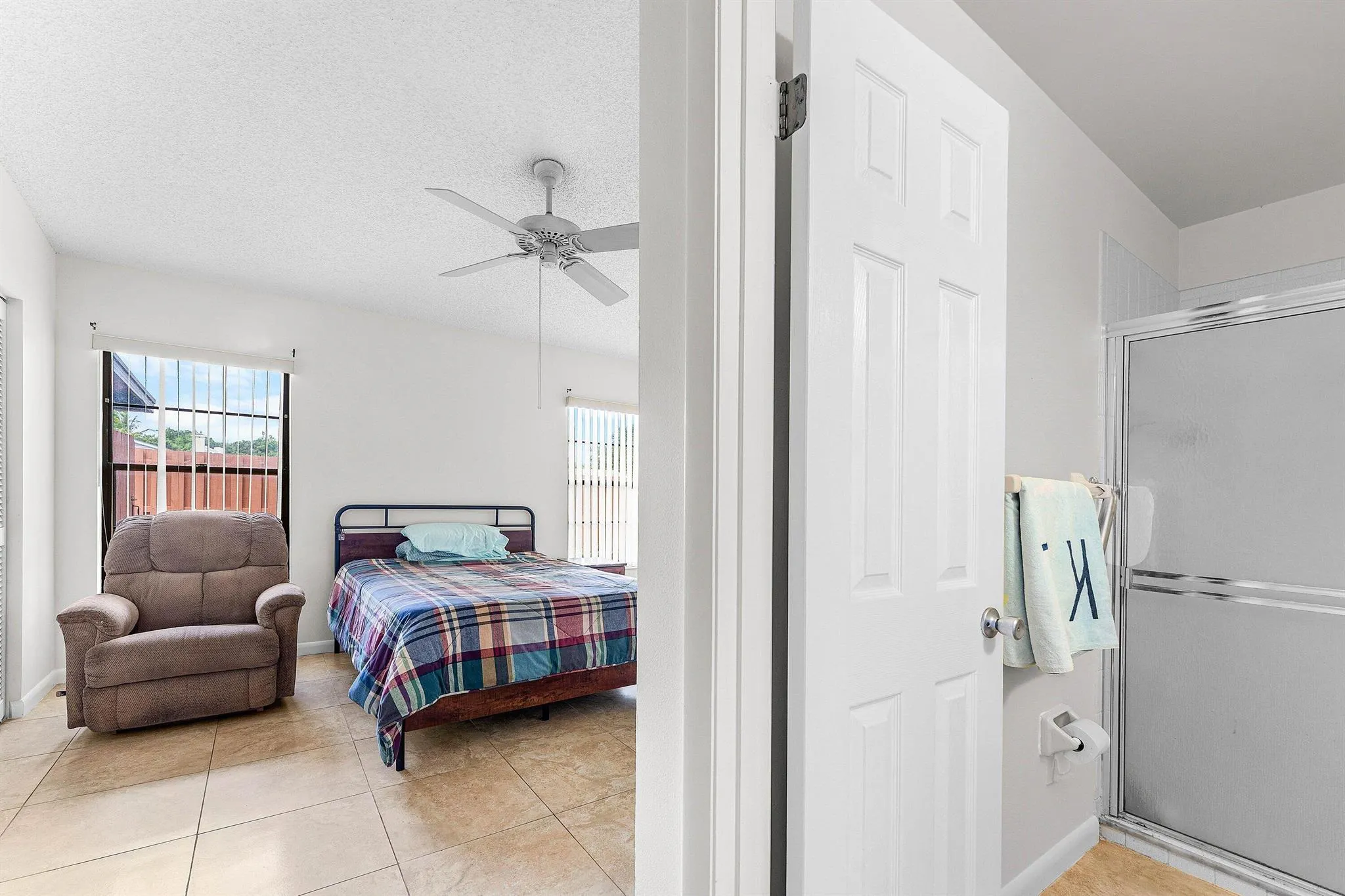 8012 SE Villa Circle