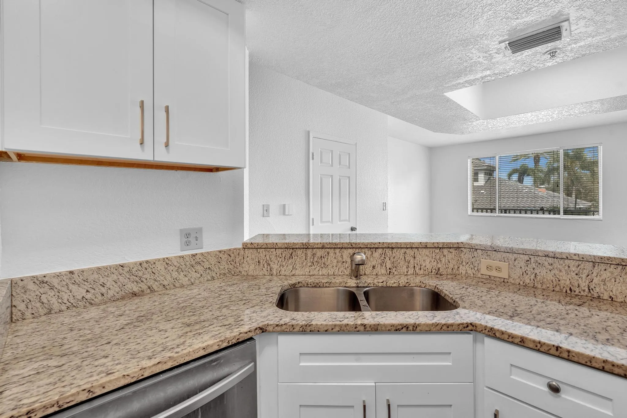 725 SW 148th Avenue, #507