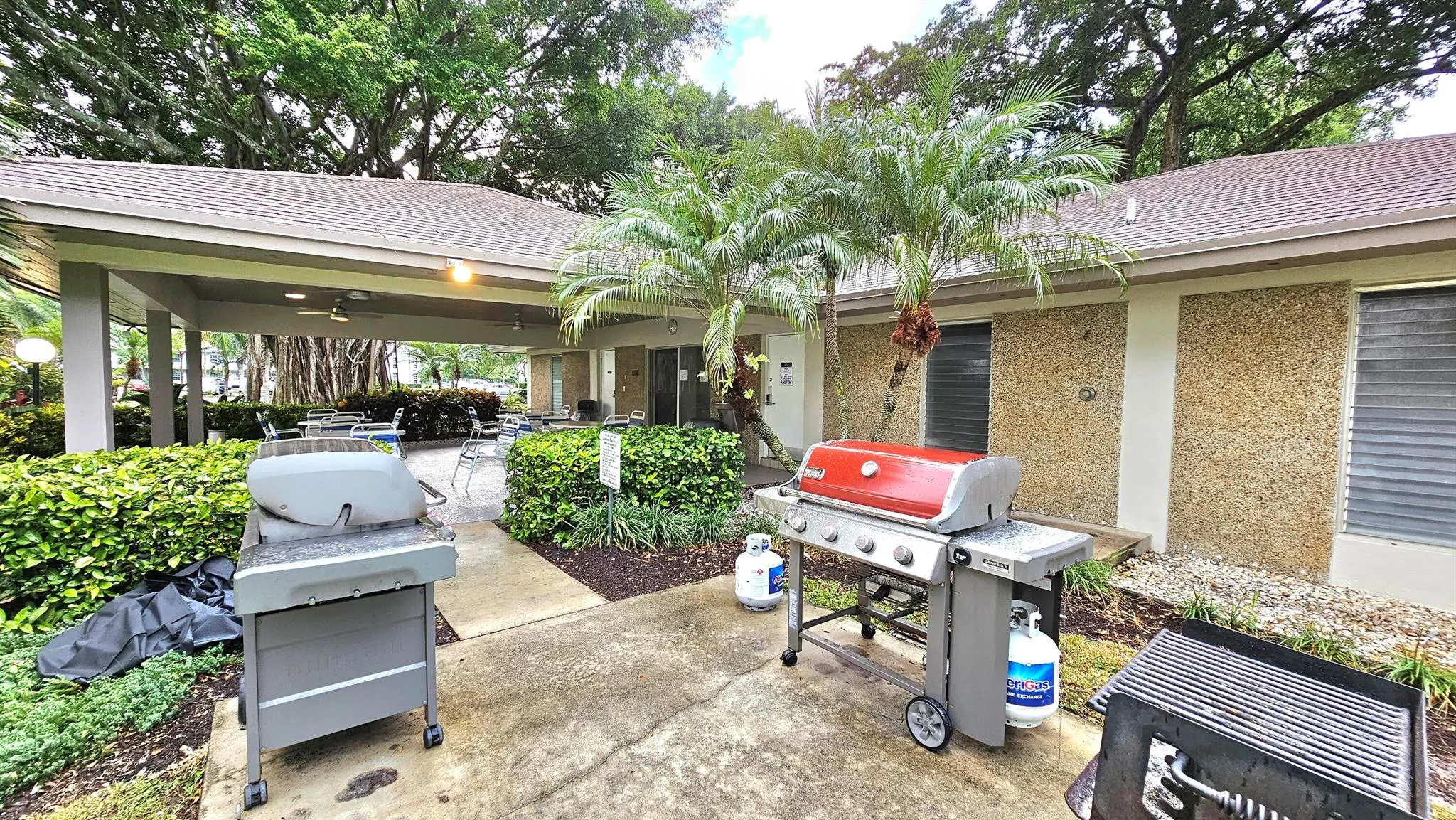 575 Oaks Lane, #1010