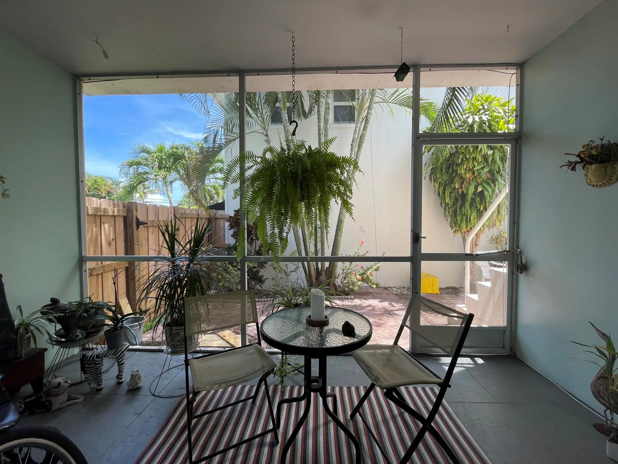 145 NE 7th Avenue