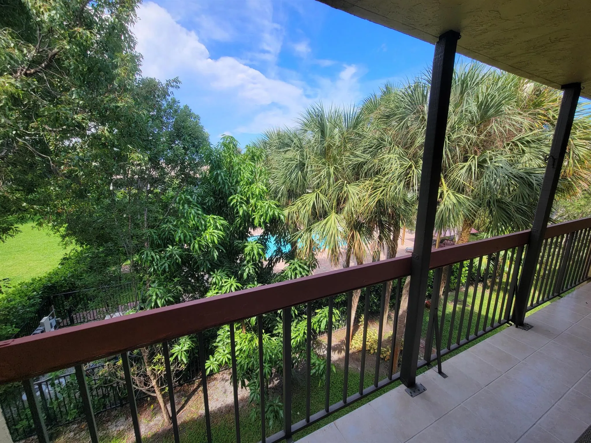 733 SE 1st Way, #303