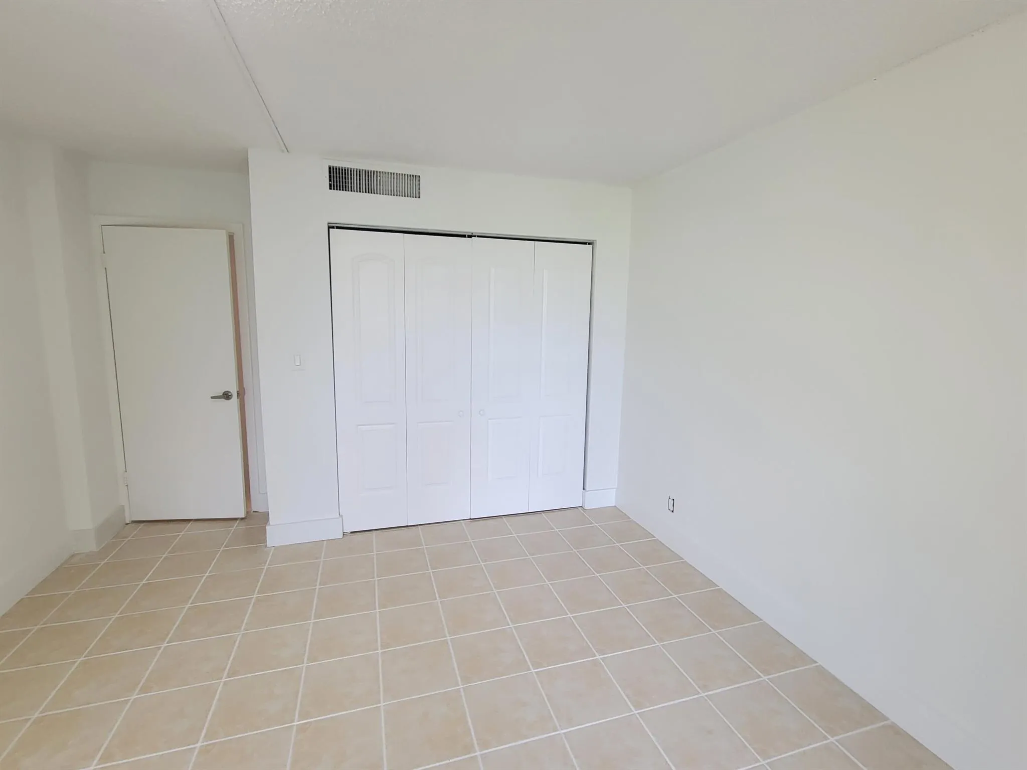 733 SE 1st Way, #303