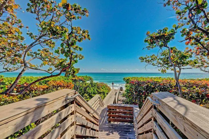 221 Ocean Grande Boulevard, #401