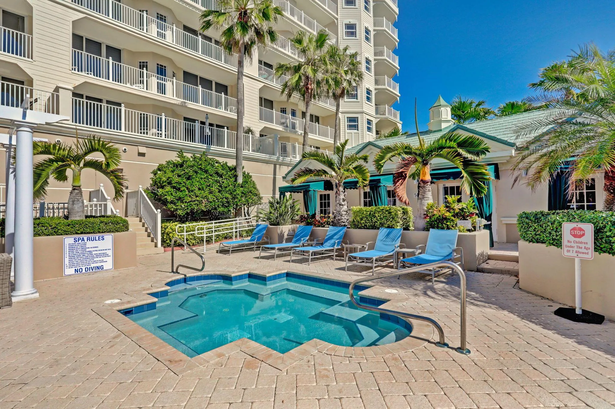 221 Ocean Grande Boulevard, #401