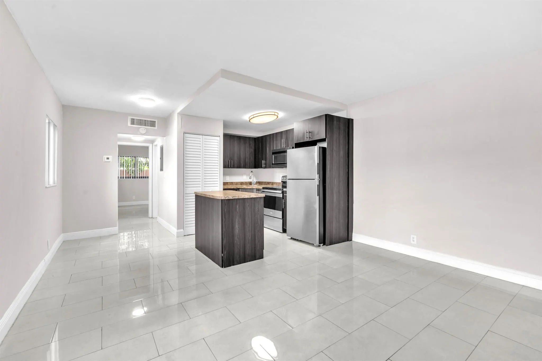 520 NE 45th Street