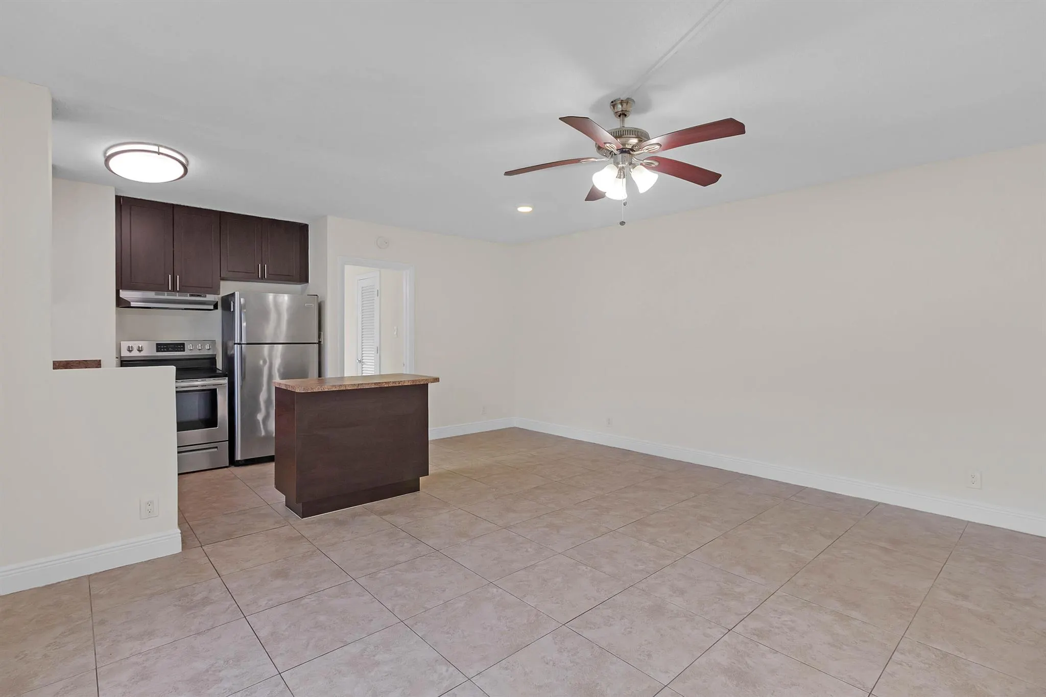 560 NE 46th Street