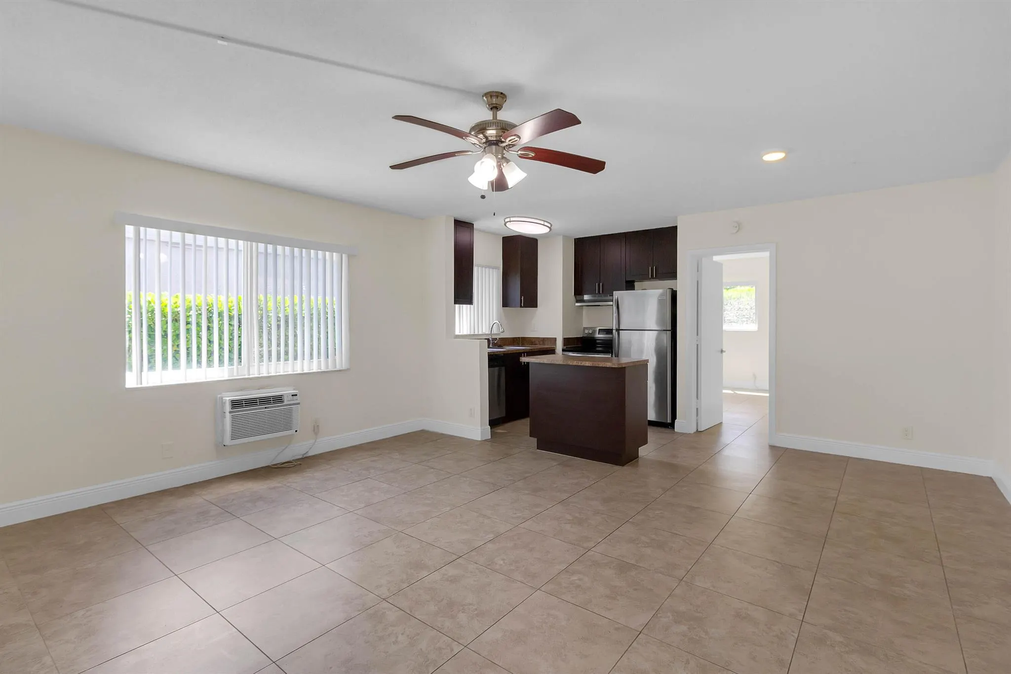 560 NE 46th Street