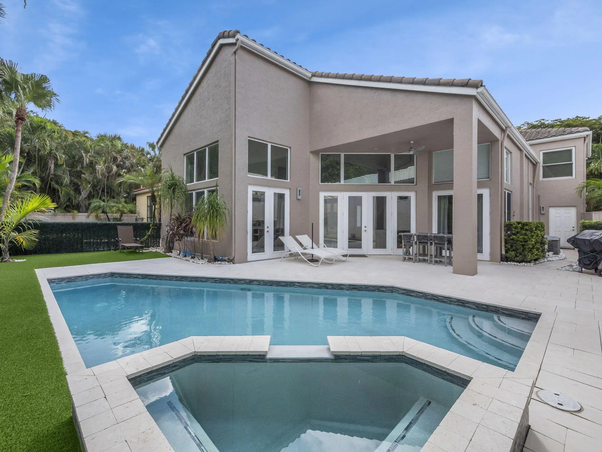 102 Sunset Bay Drive