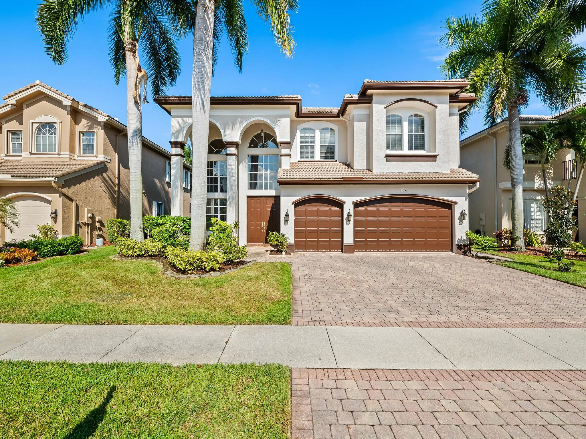 10774 Sunset Ridge Circle
