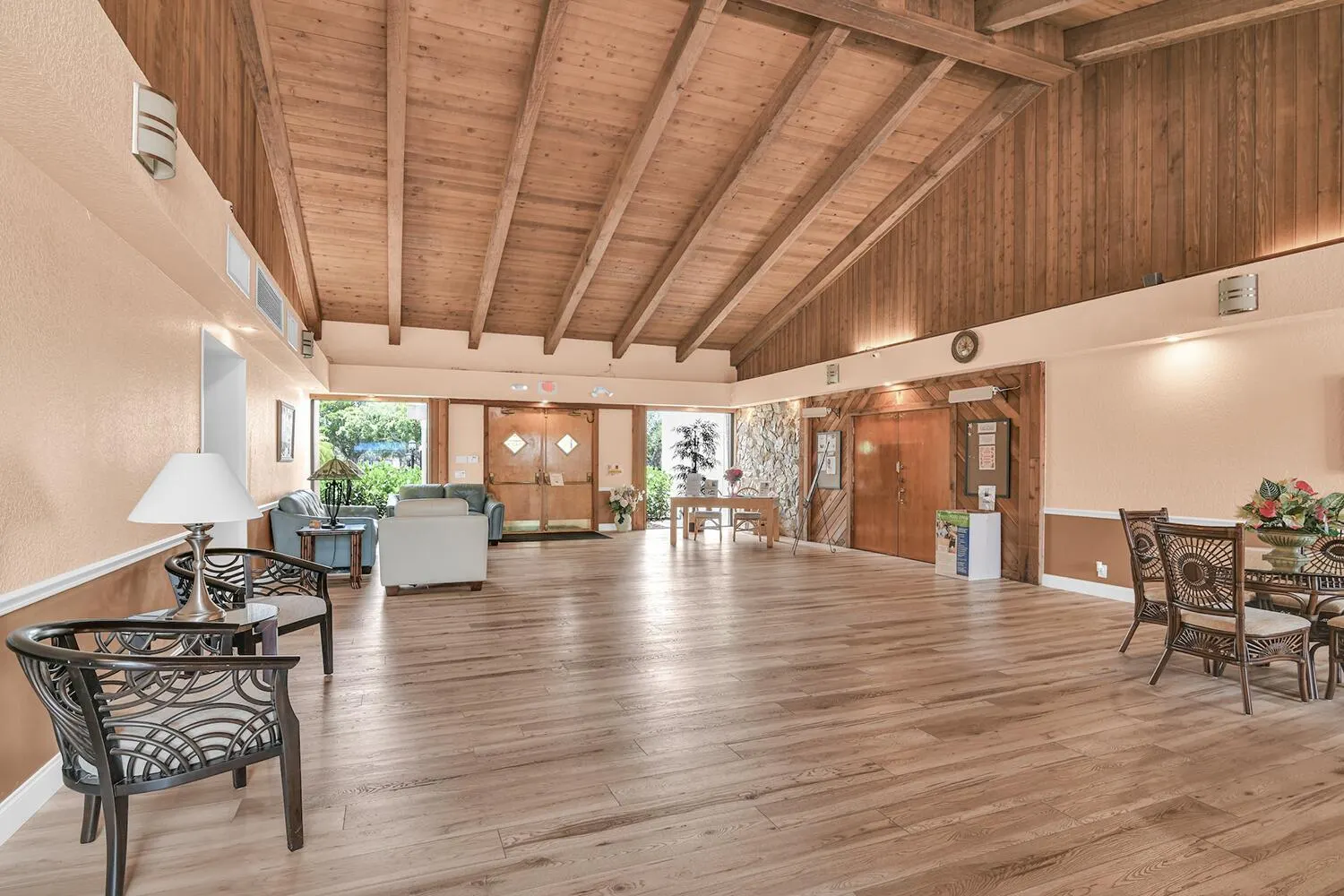 6396 Country Wood Way