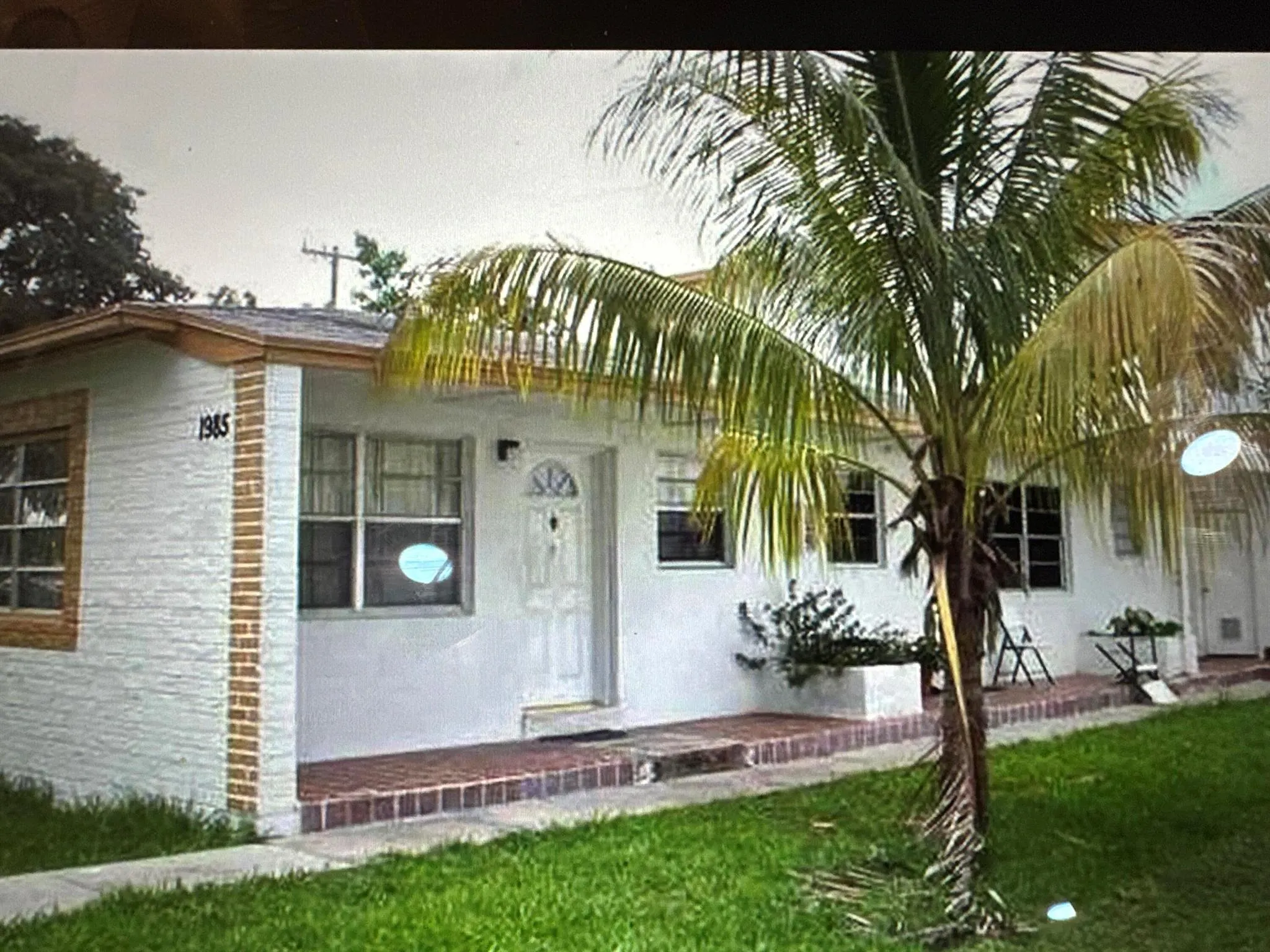 1985 NE 172nd Street, #1