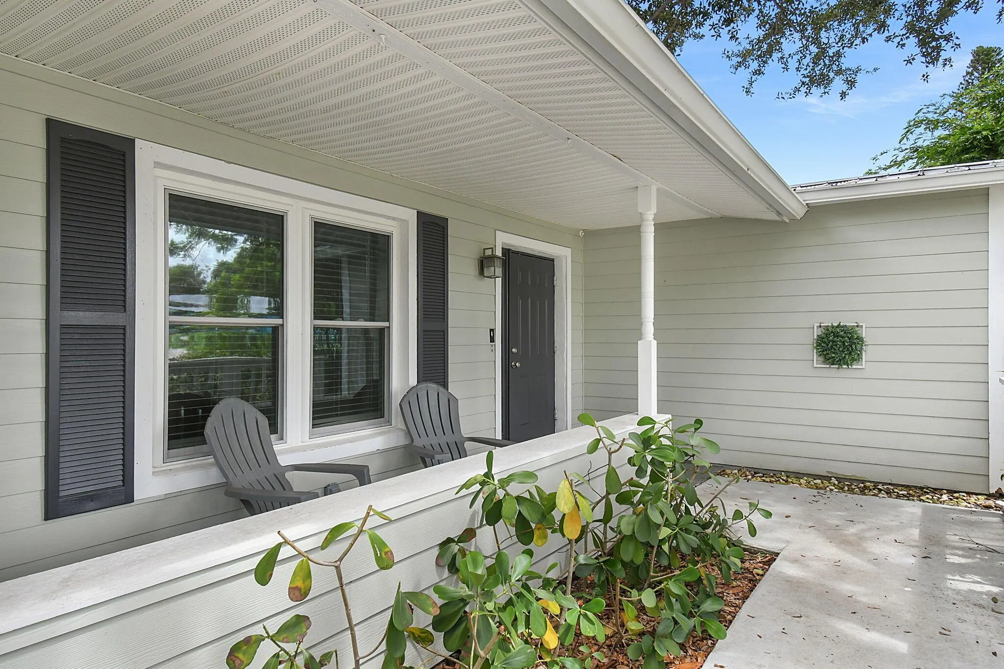 338 SW Winnachee Drive