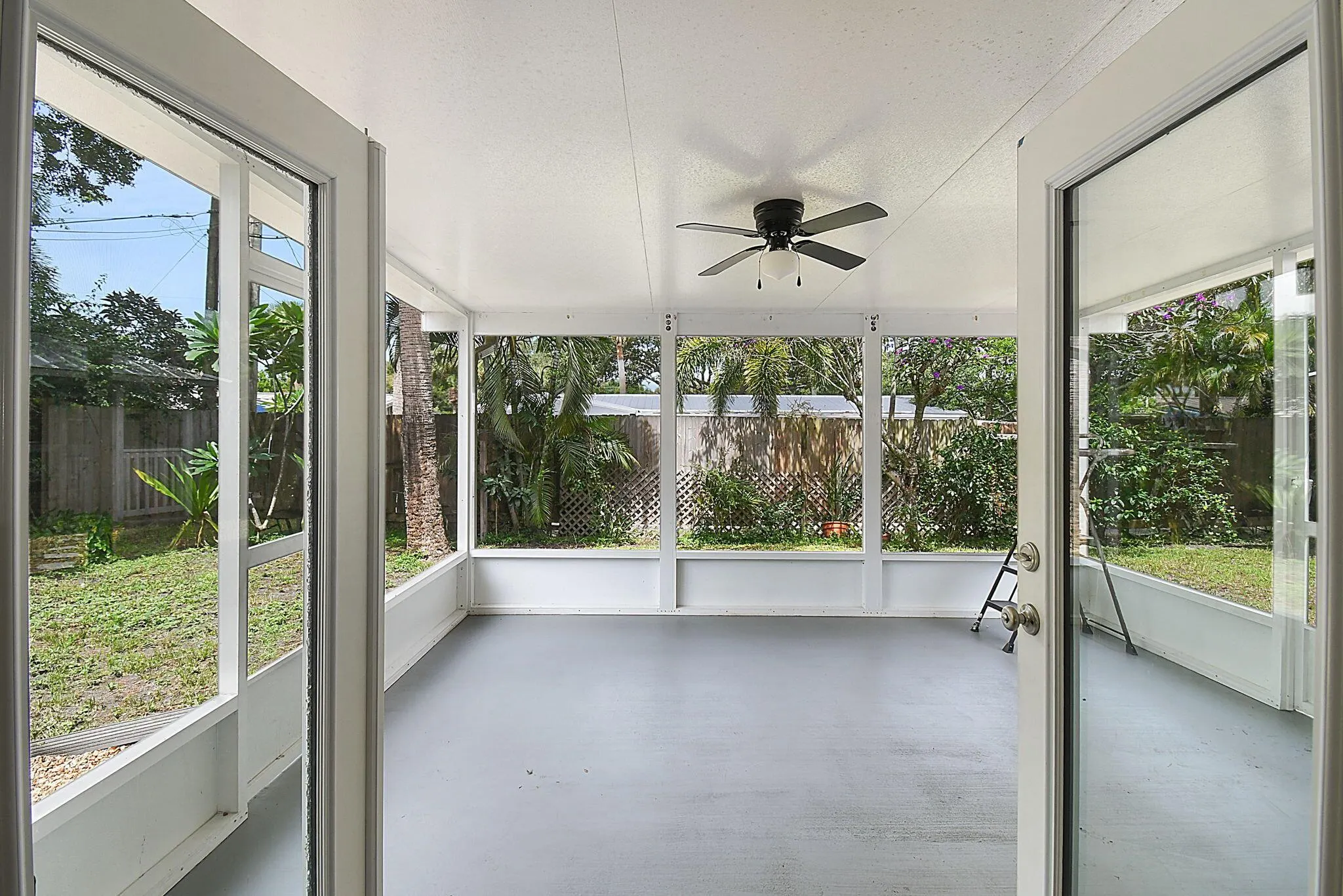 338 SW Winnachee Drive
