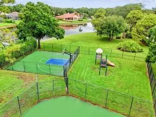111 N River Drive W
