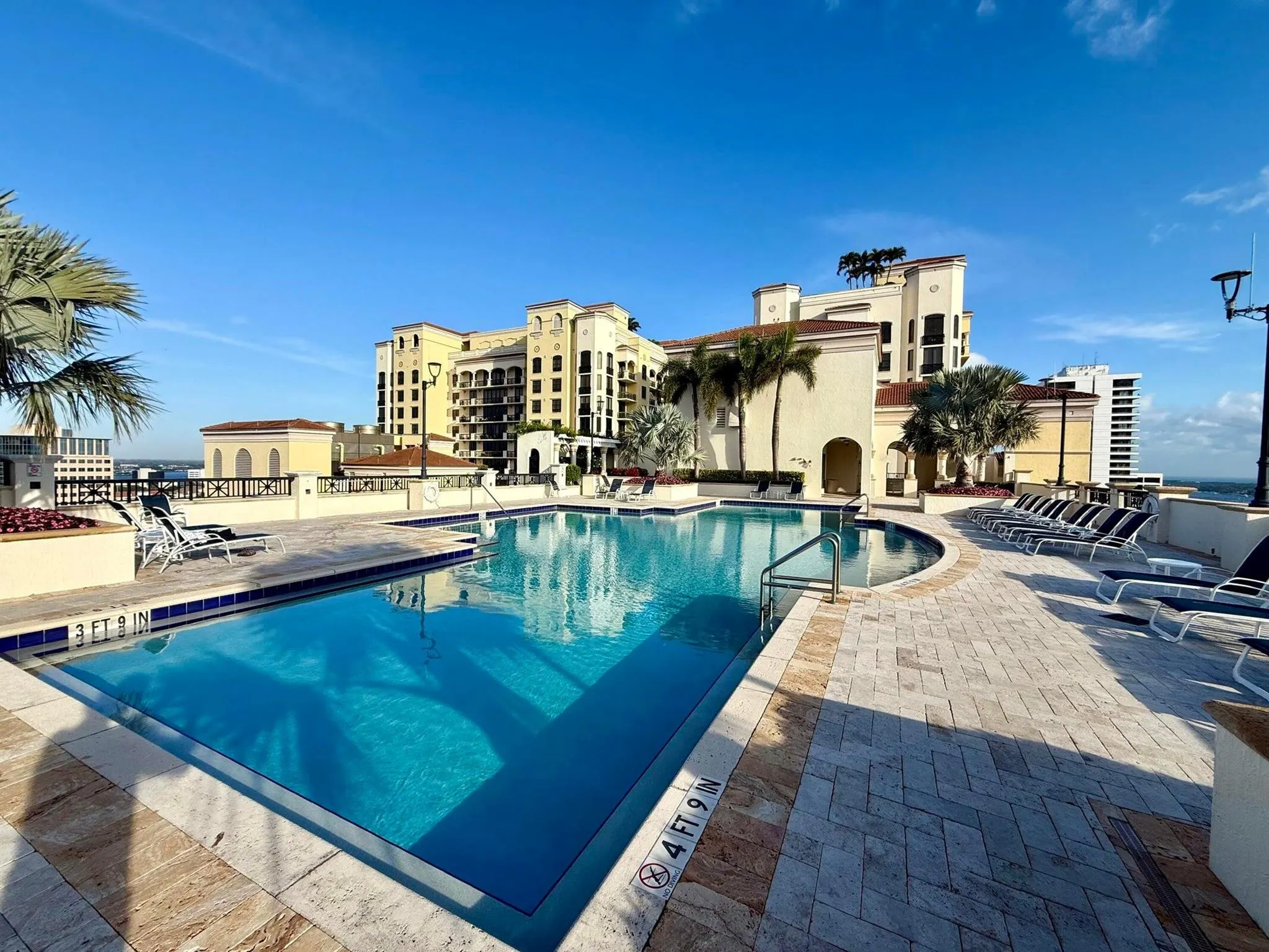 801 S Olive Avenue, #207