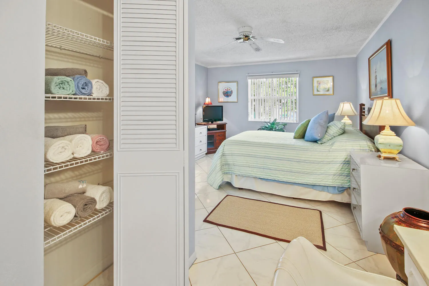 1001 Flame Vine 202 Avenue, #202
