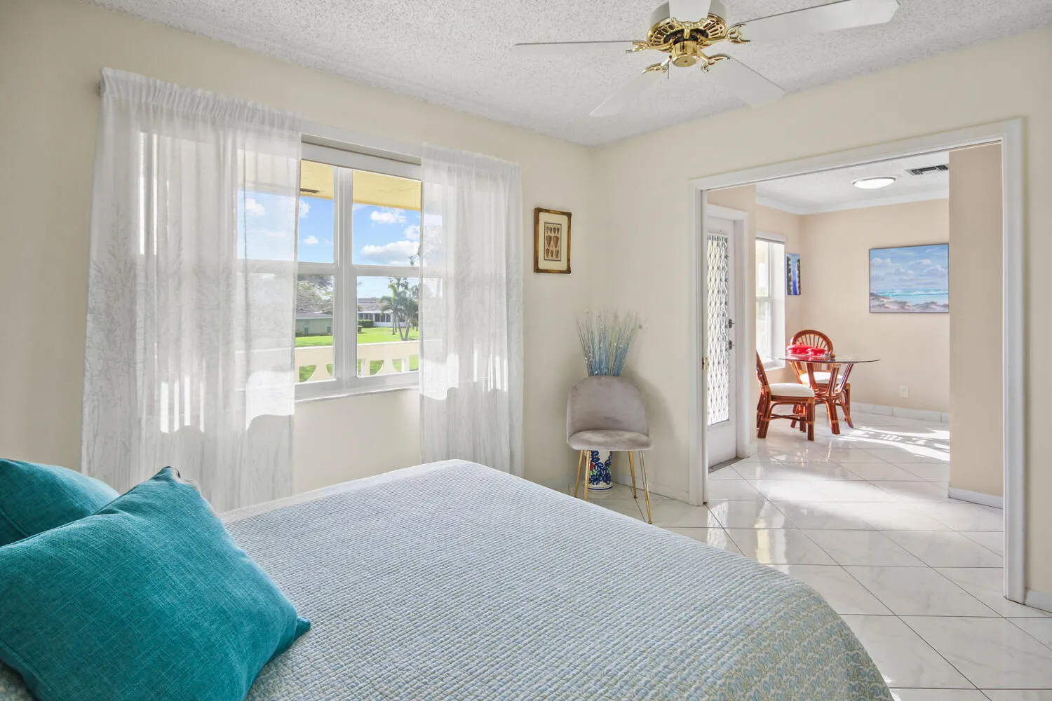 1001 Flame Vine 202 Avenue, #202