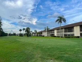 102 Pinecrest Circle, #C