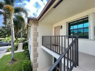 102 Pinecrest Circle, #C