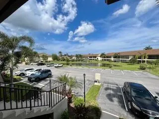 102 Pinecrest Circle, #C
