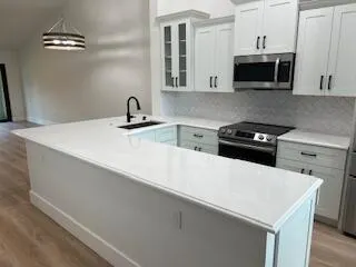 102 Pinecrest Circle, #C