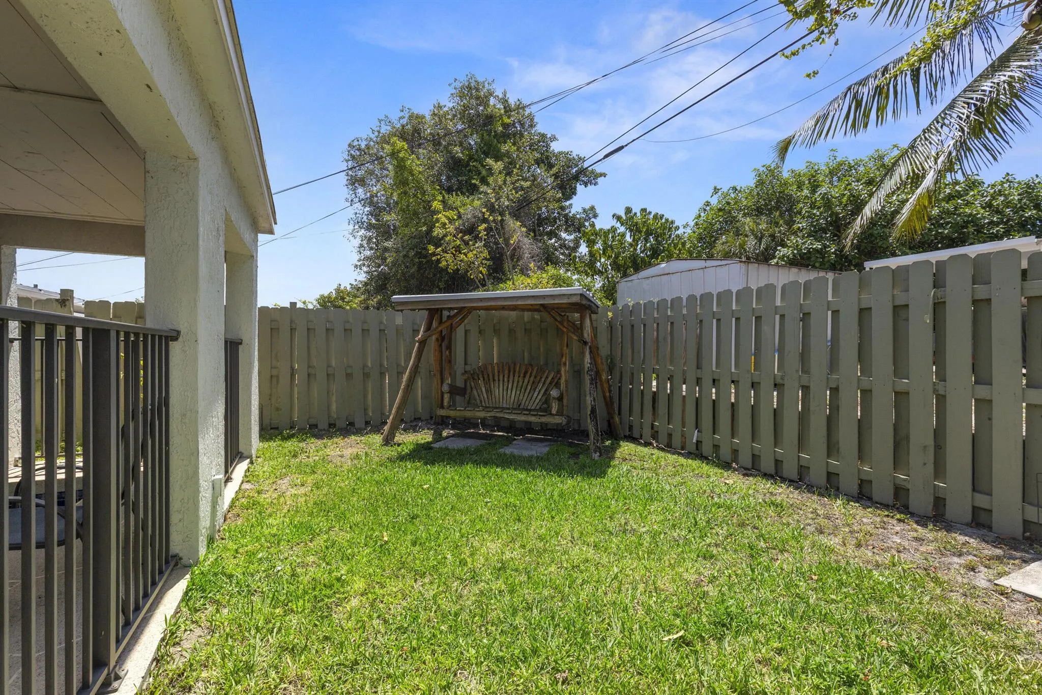 944 Hansen Street
