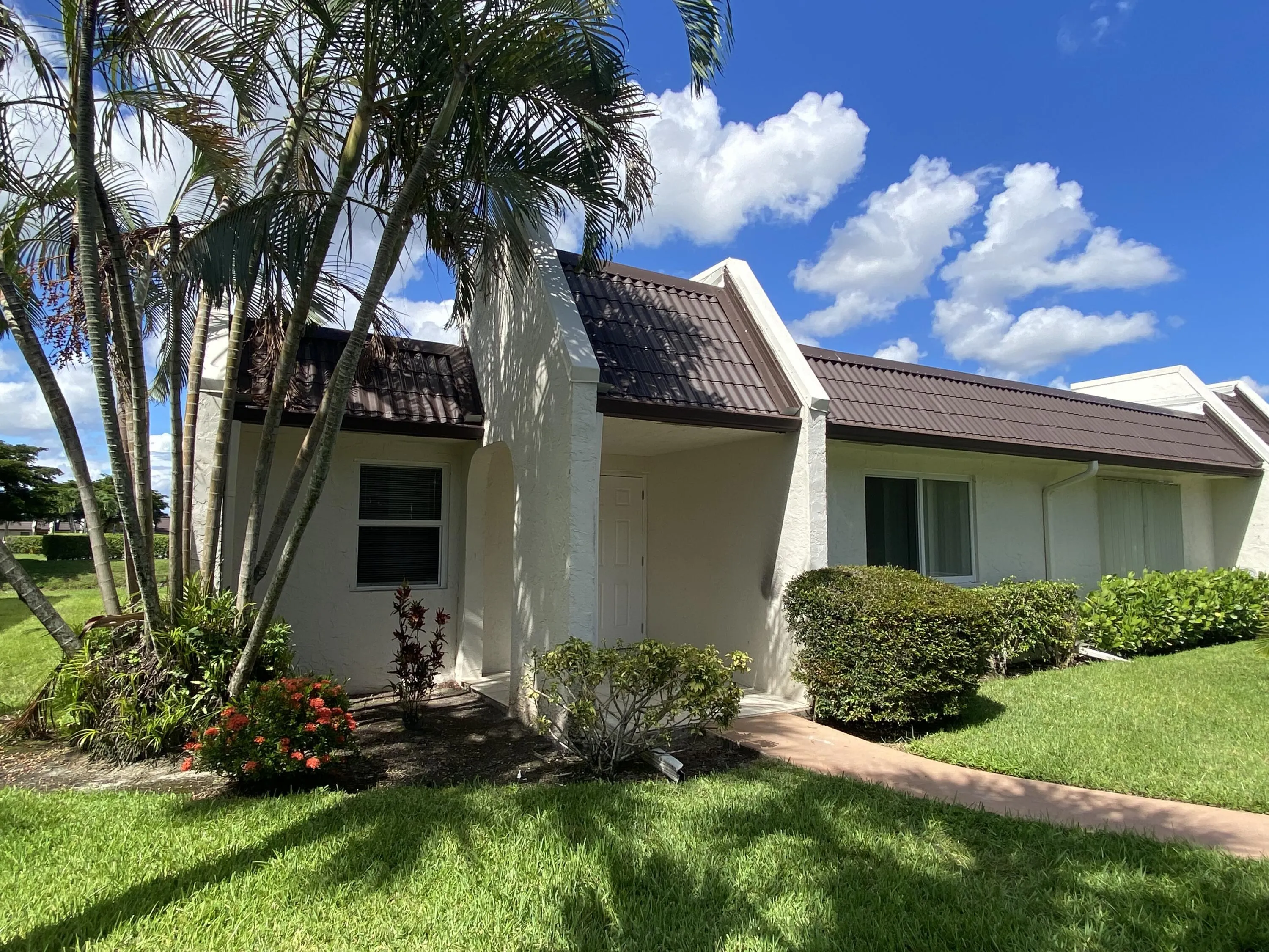 127 Lake Susan Drive