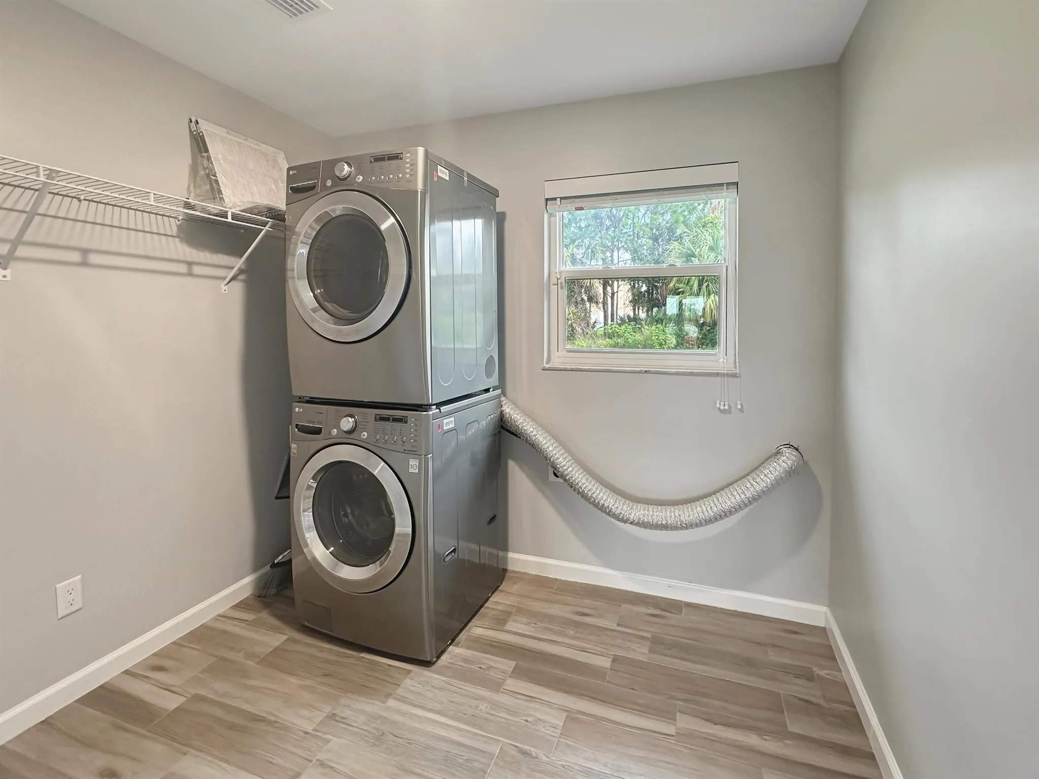 5407 Turnpike Feeder Road