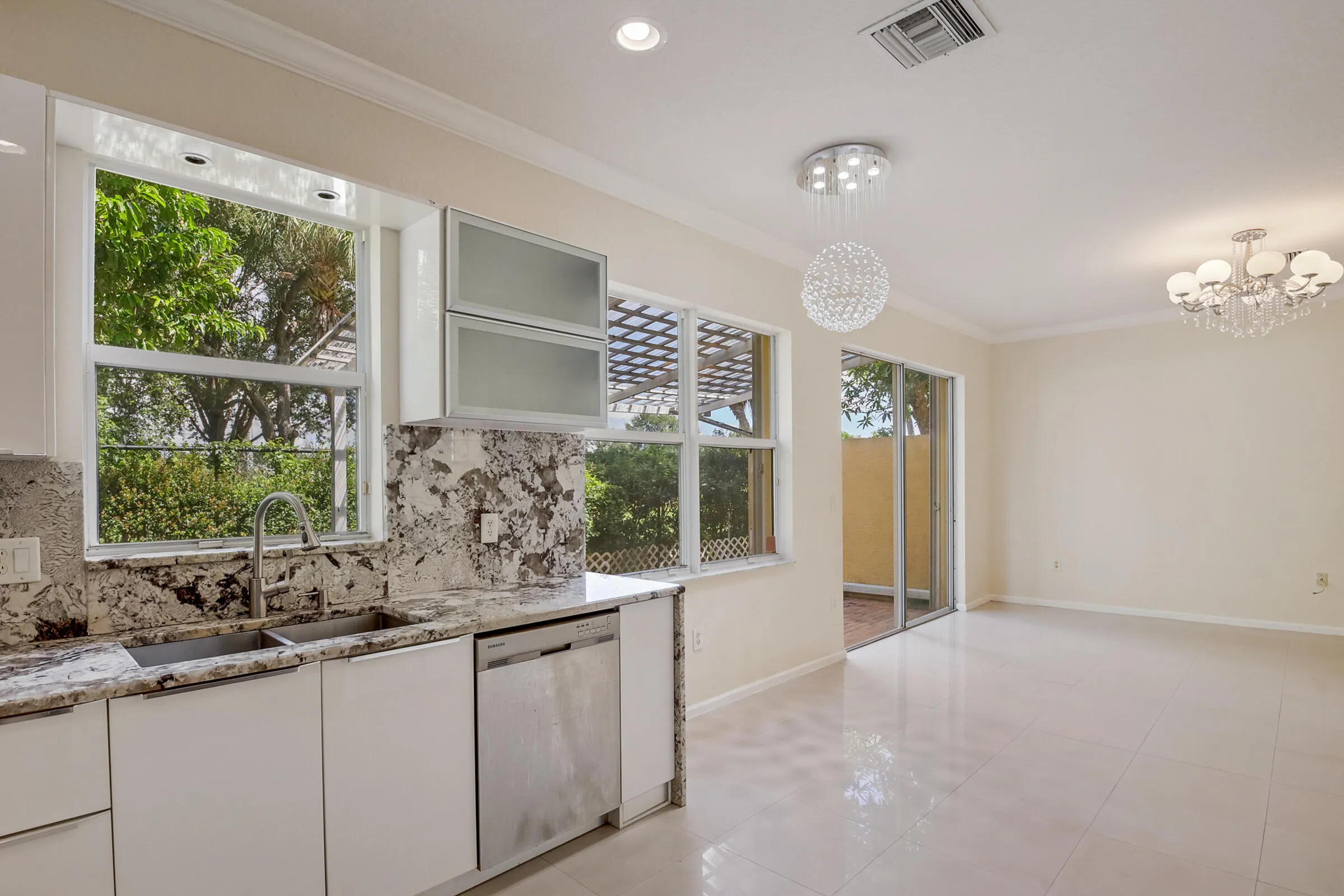 10208 White Water Lily Way