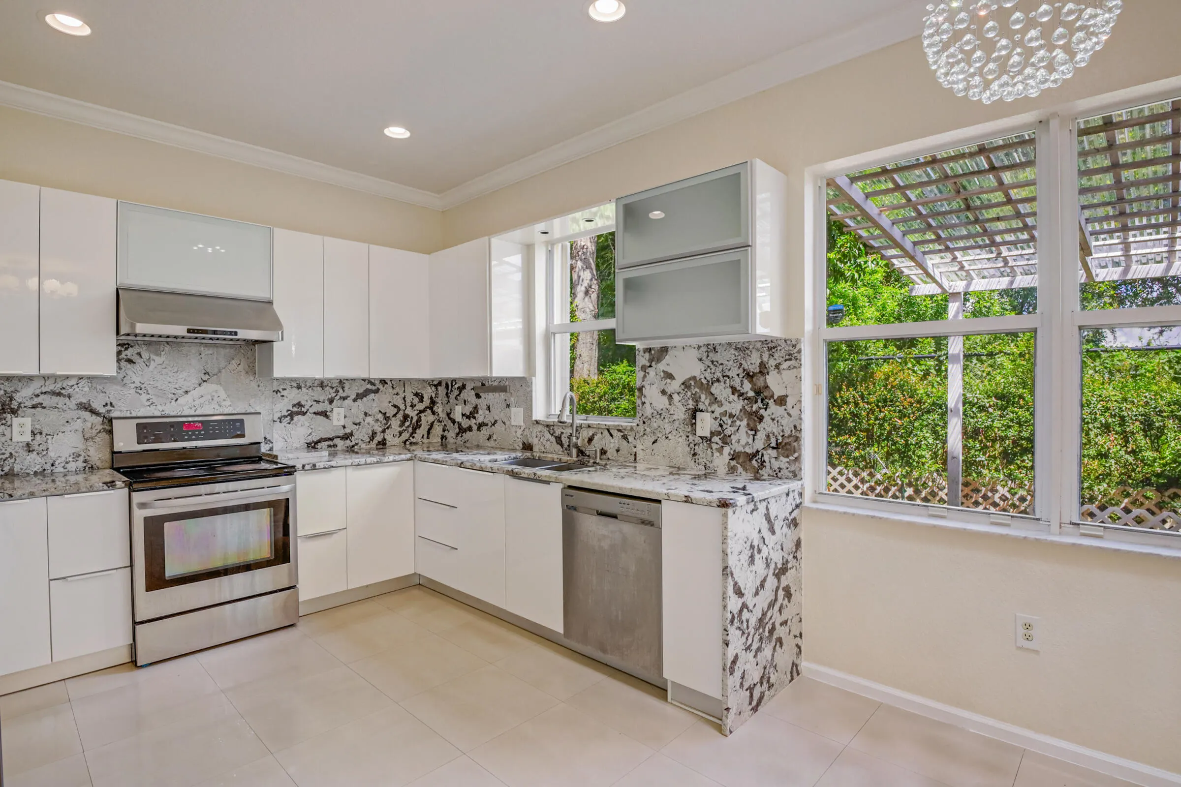 10208 White Water Lily Way