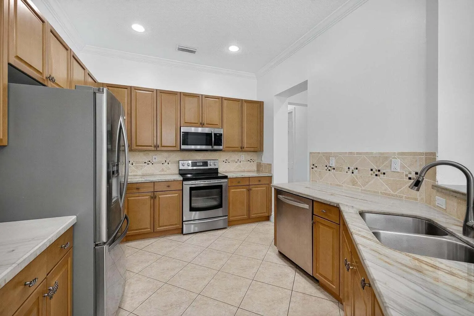 6072 NW 116th Drive