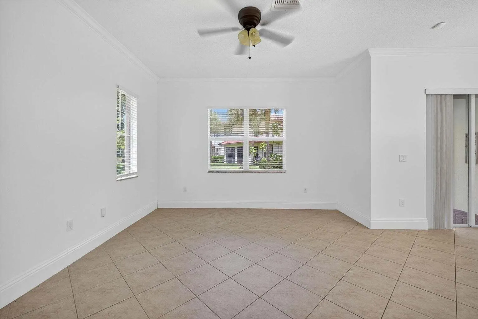 6072 NW 116th Drive