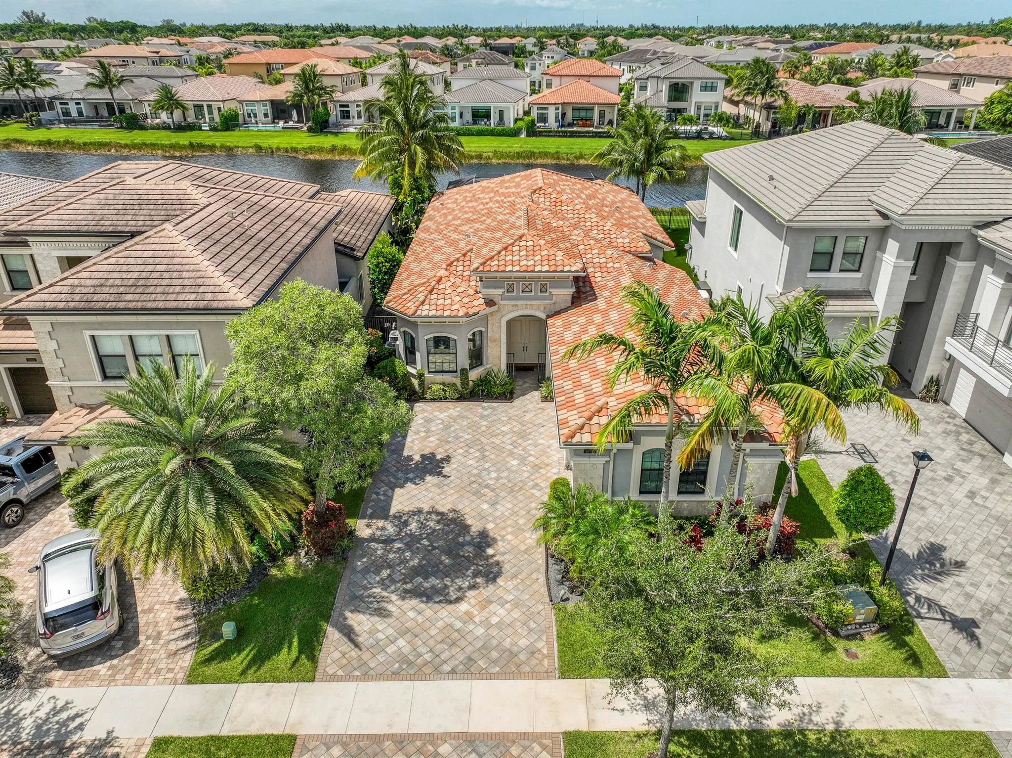 9759 Vitrail Lane