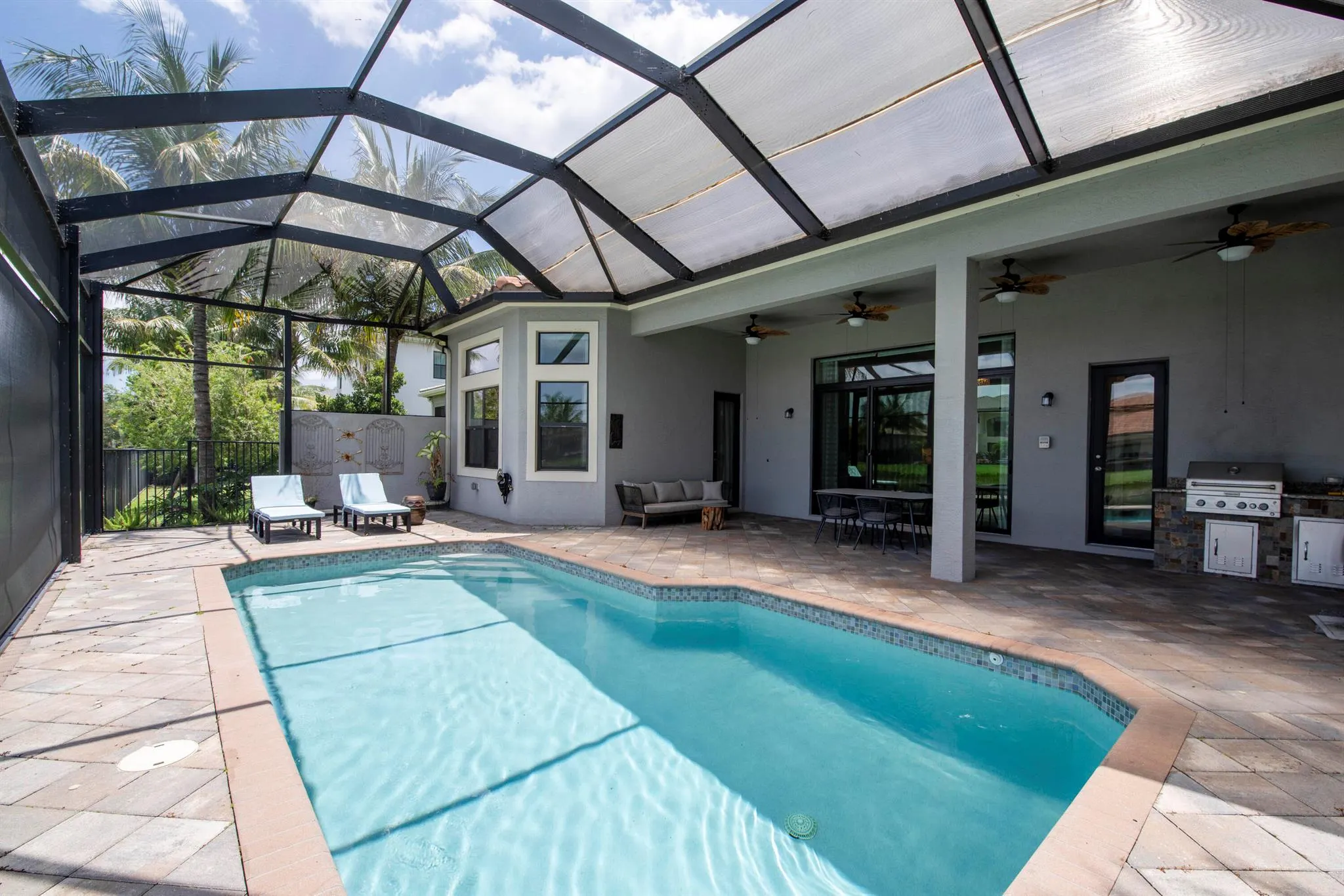 9759 Vitrail Lane